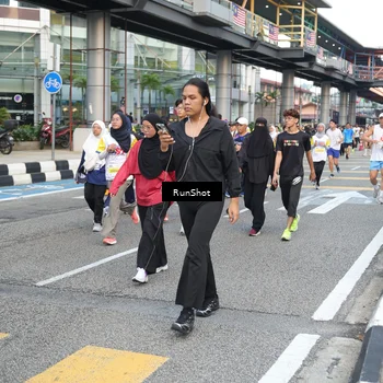 Runner Photo 4517981