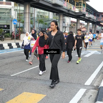 Runner Photo 4518002