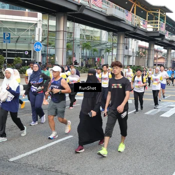 Runner Photo 4518060