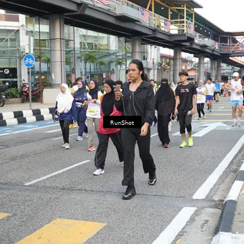 Runner Photo 4518072