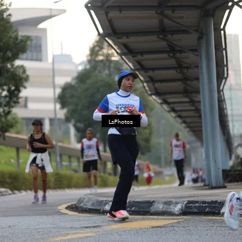Runner Photo 4518083