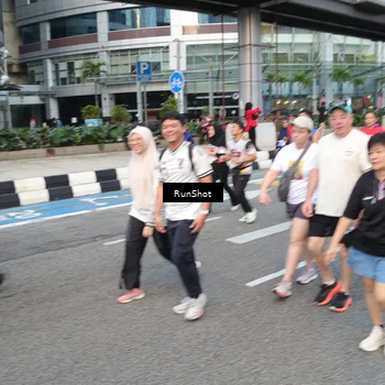 Runner Photo 4518129