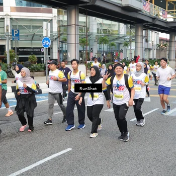 Runner Photo 4518152