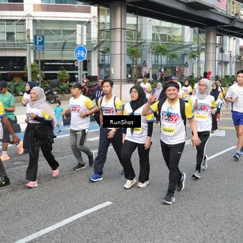 Runner Photo 4518163