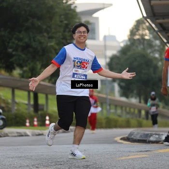Runner Photo 4518198