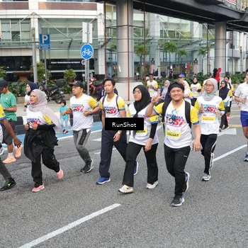 Runner Photo 4518216