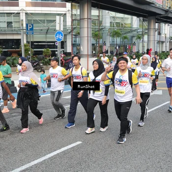 Runner Photo 4518221