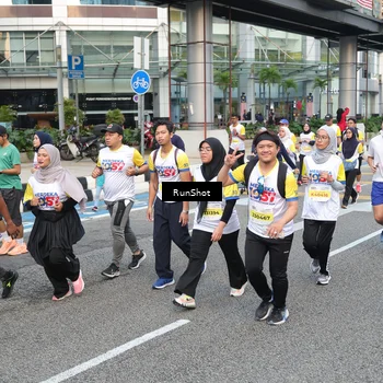 Runner Photo 4518223