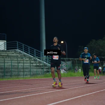 Runner Photo 4518239