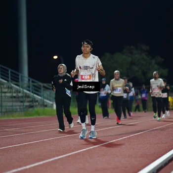Runner Photo 4518279