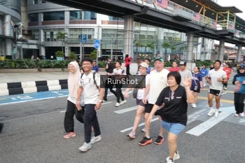 Runner Photo 4518282