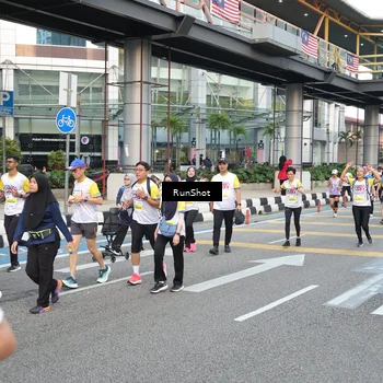 Runner Photo 4518293