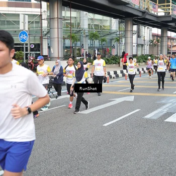 Runner Photo 4518303