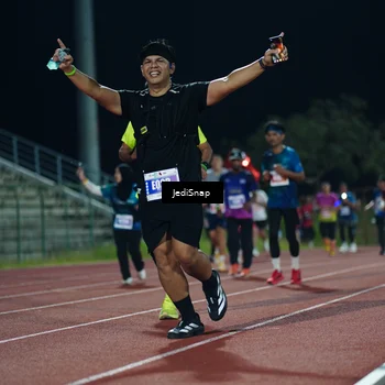 Runner Photo 4518348