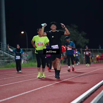 Runner Photo 4518351