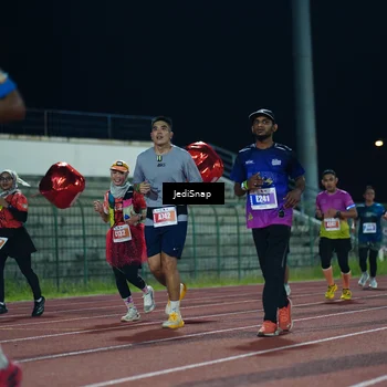 Runner Photo 4518371