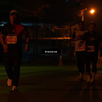 Runner Photo 4518375