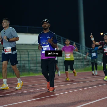 Runner Photo 4518393