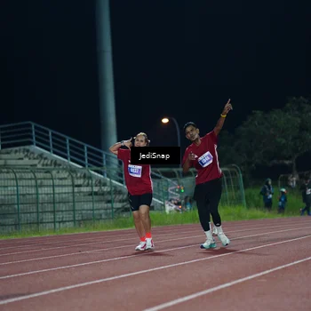 Runner Photo 4518424
