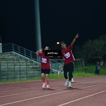 Runner Photo 4518430