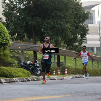 Runner Photo 4518490