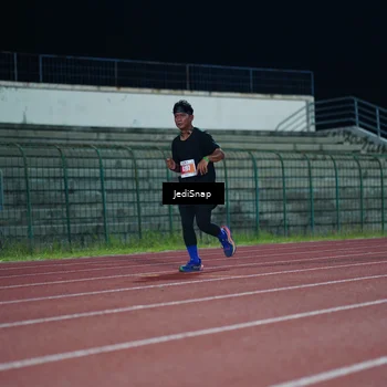 Runner Photo 4518495