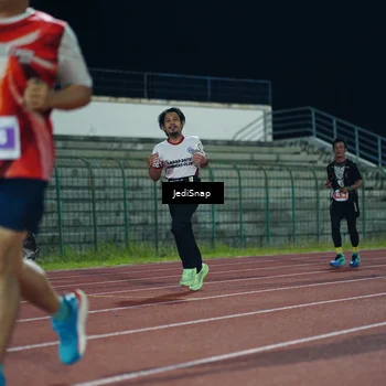 Runner Photo 4518642
