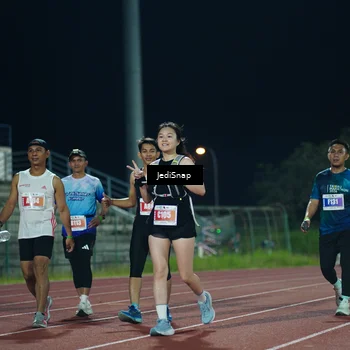 Runner Photo 4518663