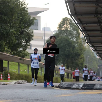 Runner Photo 4518664