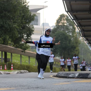 Runner Photo 4518674