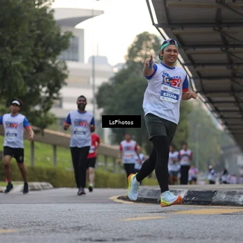 Runner Photo 4518744