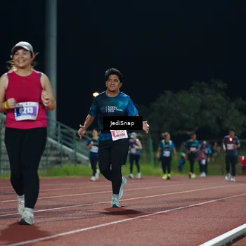 Runner Photo 4518748
