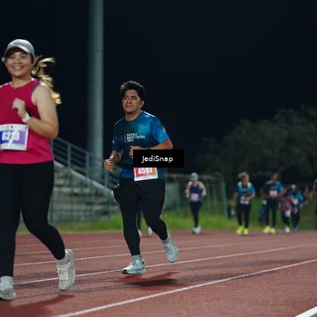 Runner Photo 4518758