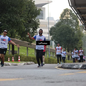 Runner Photo 4518824