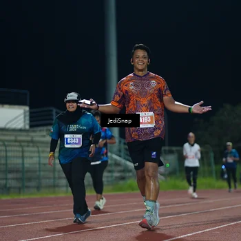 Runner Photo 4518860