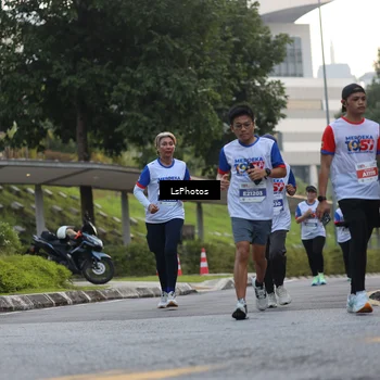 Runner Photo 4518870