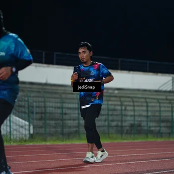 Runner Photo 4518875