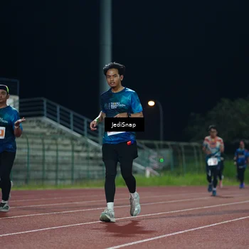 Runner Photo 4518915