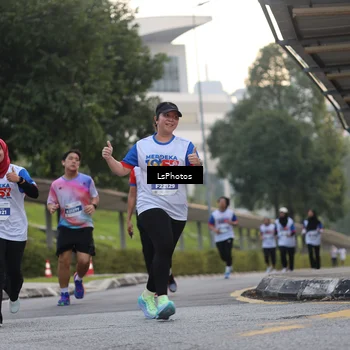 Runner Photo 4519015