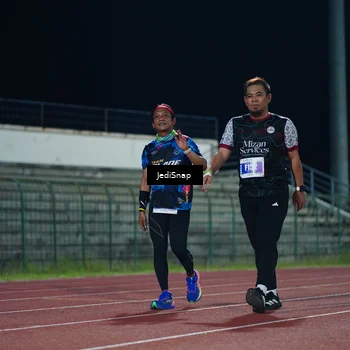 Runner Photo 4519060