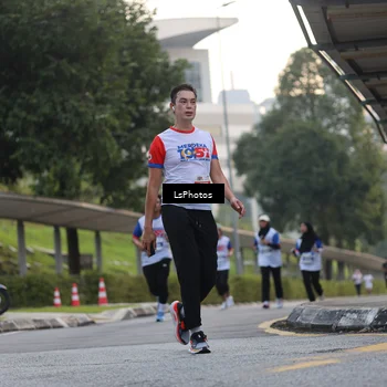 Runner Photo 4519070