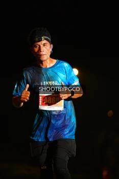 Runner Photo 4519111