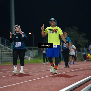 Runner Photo 4519143