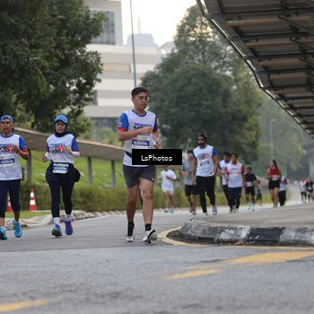 Runner Photo 4519353