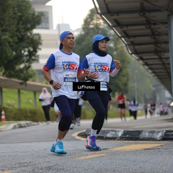 Runner Photo 4519456
