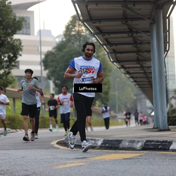 Runner Photo 4519620