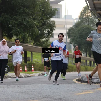 Runner Photo 4519690
