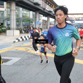 Runner Photo 4519741