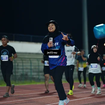 Runner Photo 4519749