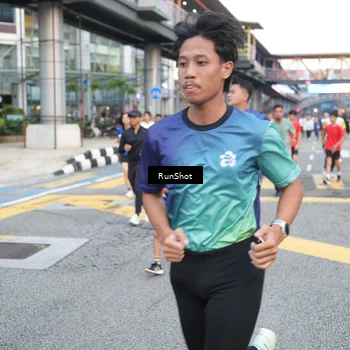 Runner Photo 4519764
